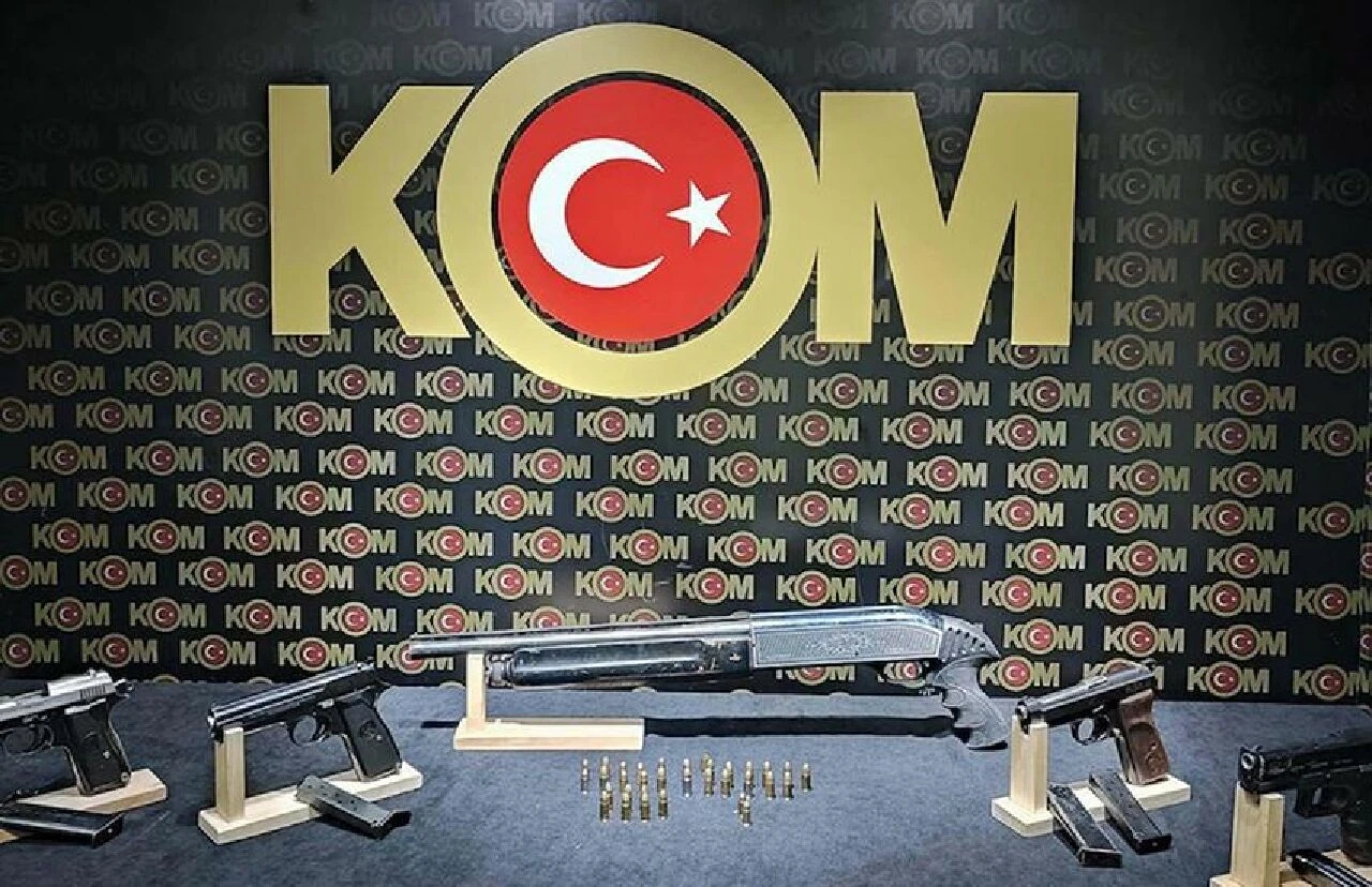 Son dakika! Silah kaçakçılarına dev operasyon! Bin 31 şüpheliye işlem - 2. Resim