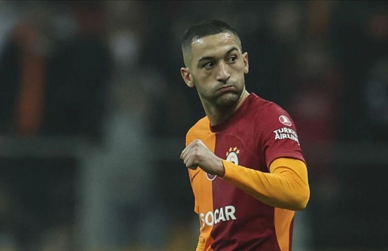 Galatasaray'dan Hakim Ziyech için flaş karar! Sakatlığı sonrası gideceği iddia edilmişti - 1. Resim