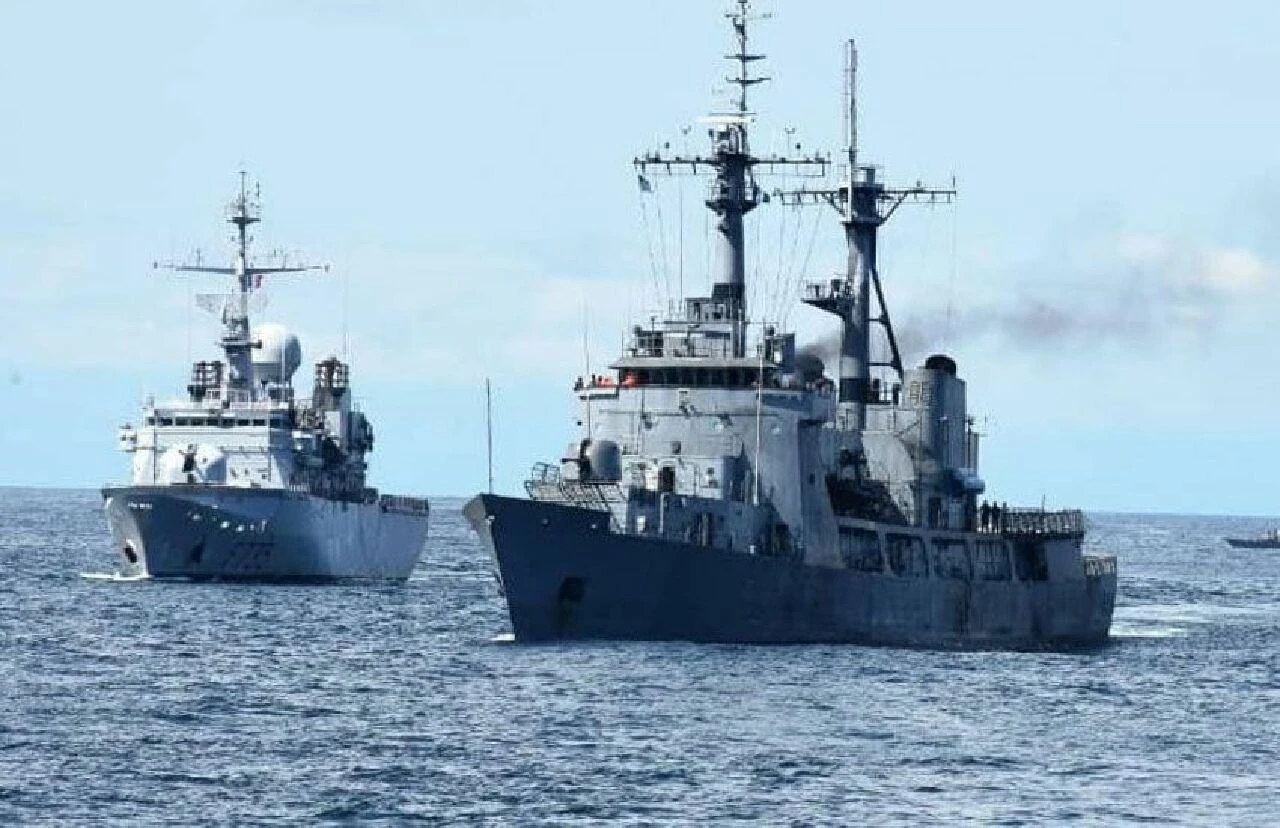 Mürettebat rehin alındı: BAE’ye giden gemiye korsan baskını! - 1. Resim