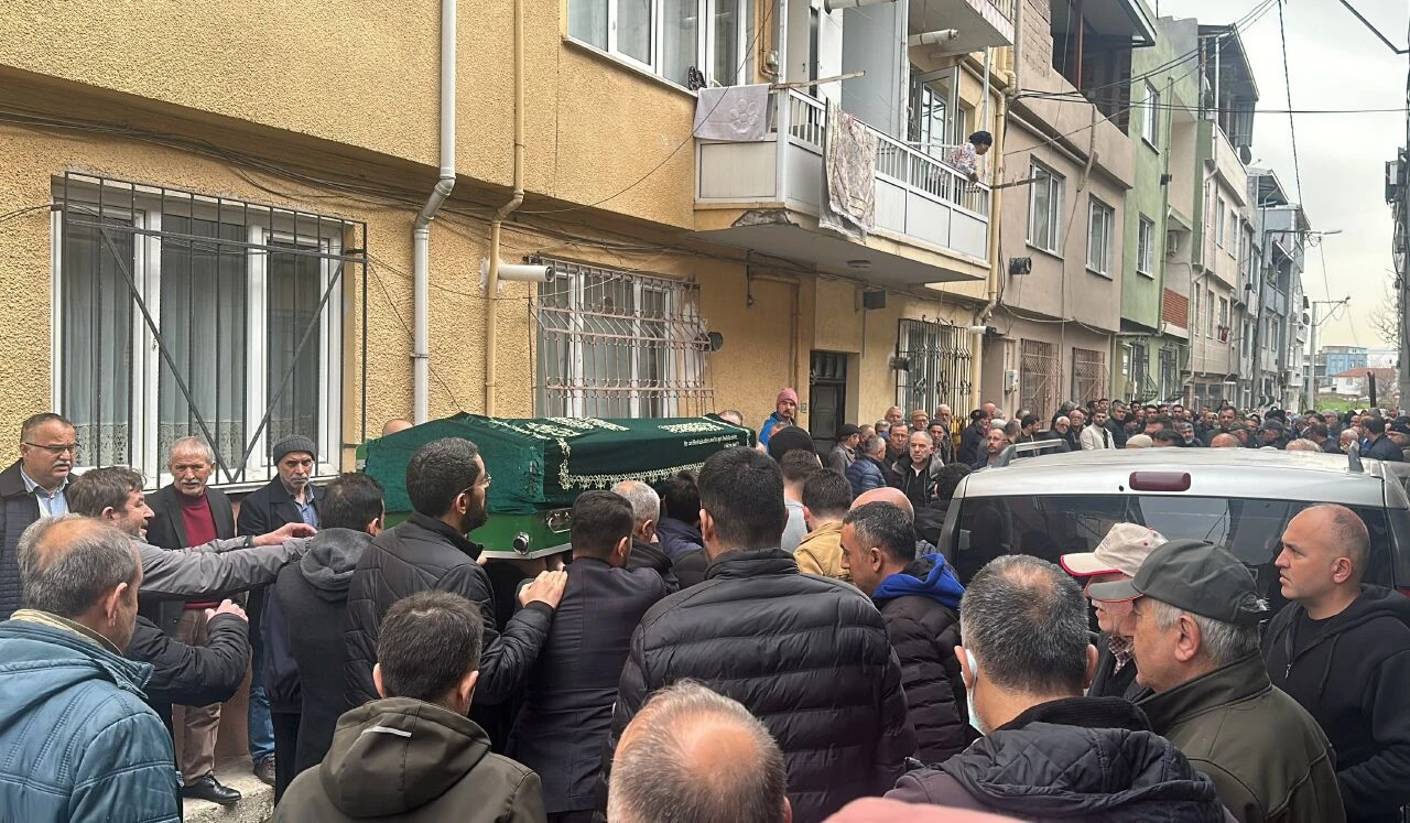 Sinan Ateş'in babası Musa Ateş son yolculuğuna uğurlandı - 1. Resim