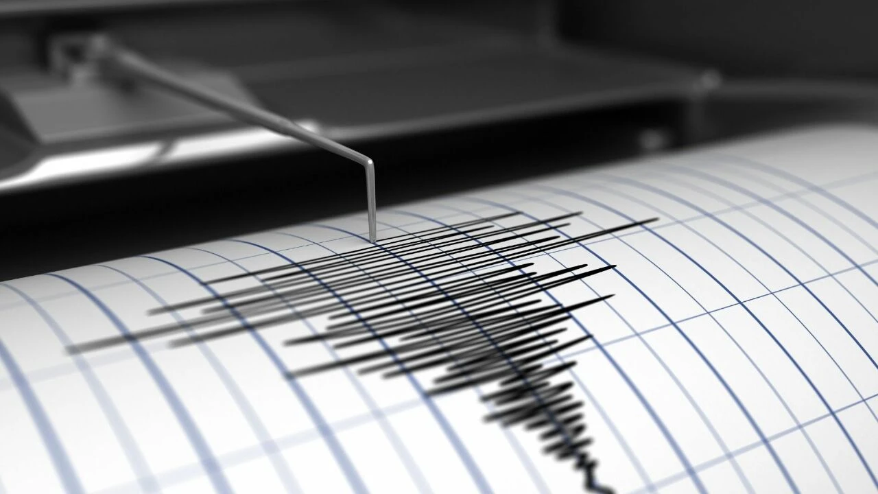 Son dakika! Akdeniz'de kıyı şeridini etkileyen deprem - 1. Resim