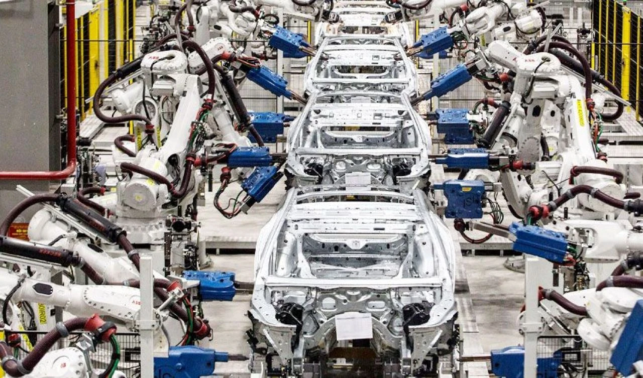 1.4 milyar euroluk yatırım! İki dev markanın ortaklığına onay - 1. Resim