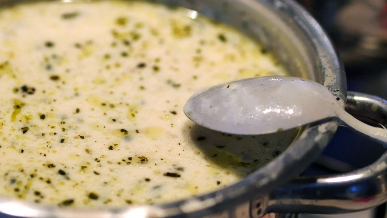 Canan Karatay iftarda içmeyenlere küstü! Anadolu'nun altın çorbası