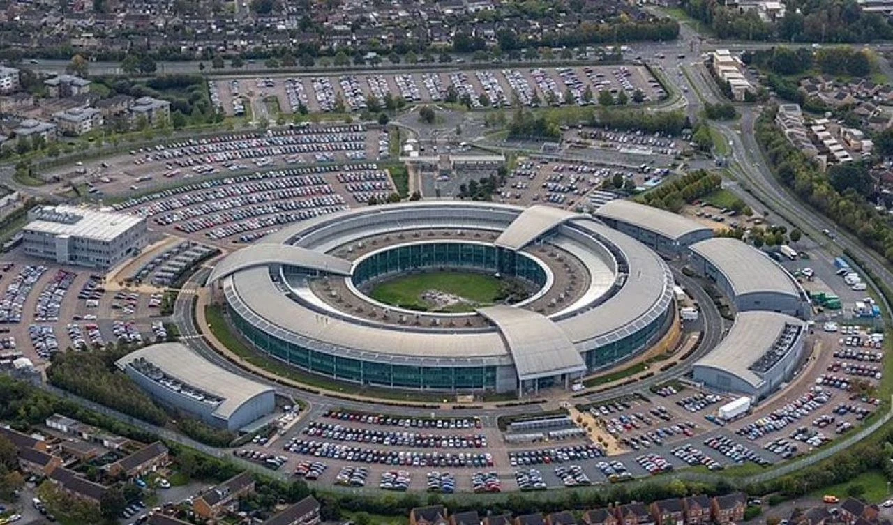 Görseldeki gizli mesajı çözebilirseniz ajan olabilirsiniz! İstihbarat ajansından bir ilk