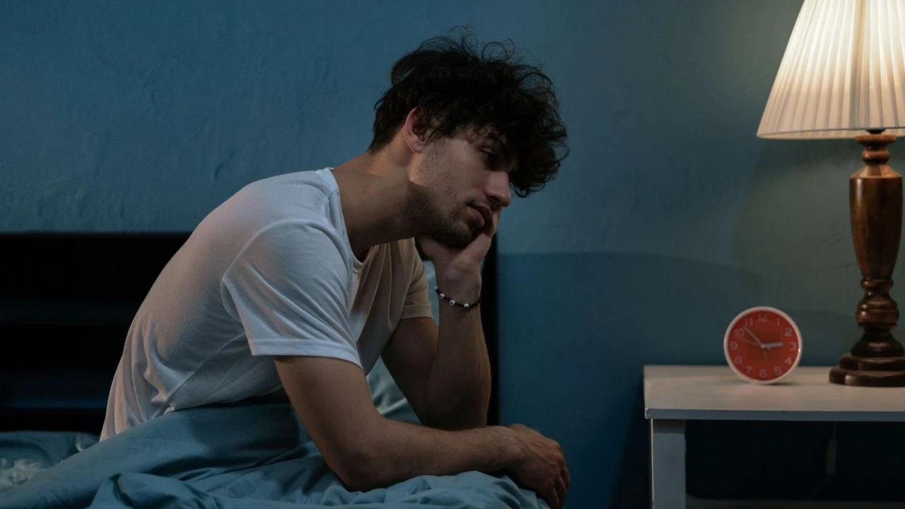 Herkesin merak ettiği o soruyu ünlü ilahiyatçı açıkladı! Uyuyarak tutulan oruç kabul olur mu?