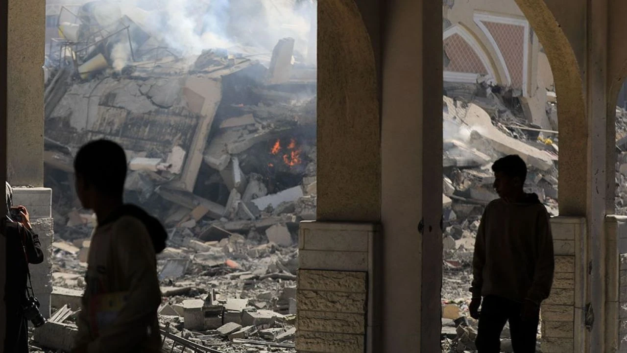 İsrail ordusundan kanlı saldırı! BM'ye ait tesis vuruldu: Çok sayıda ölü ve yaralı var - 2. Resim