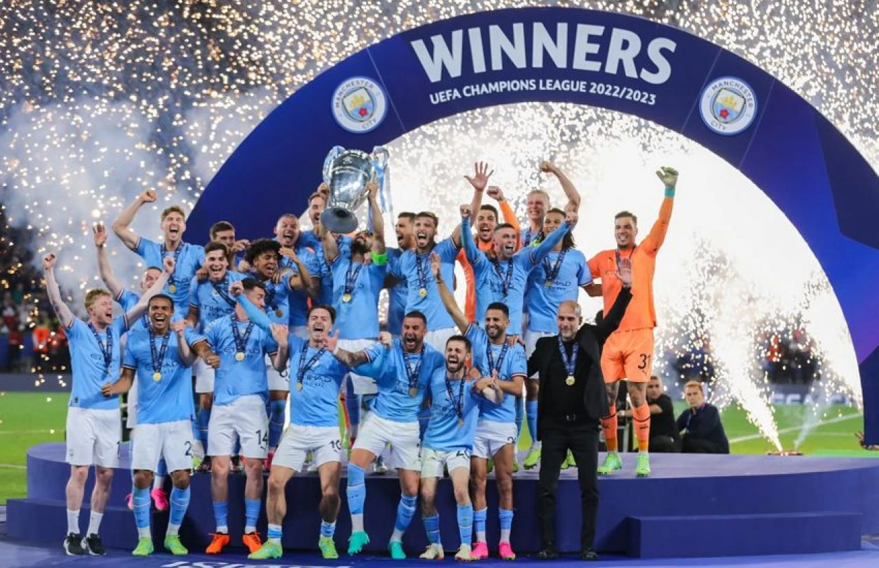 Şampiyonlar Ligi'nde yeni kura sistemi: Hibrit sistemle bilgisayar devreye giriyor - 1. Resim