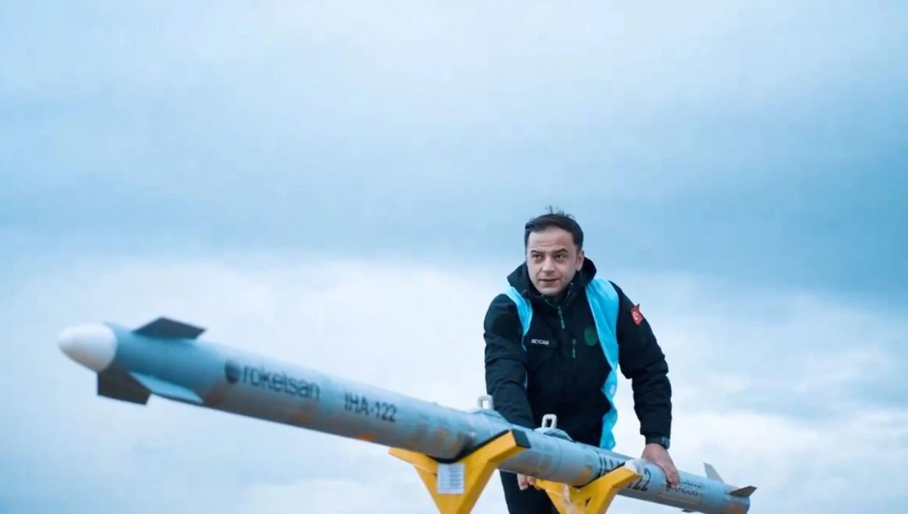 Selçuk Bayraktar'dan 'süpersonik' müthiş paylaşım! - 1. Resim