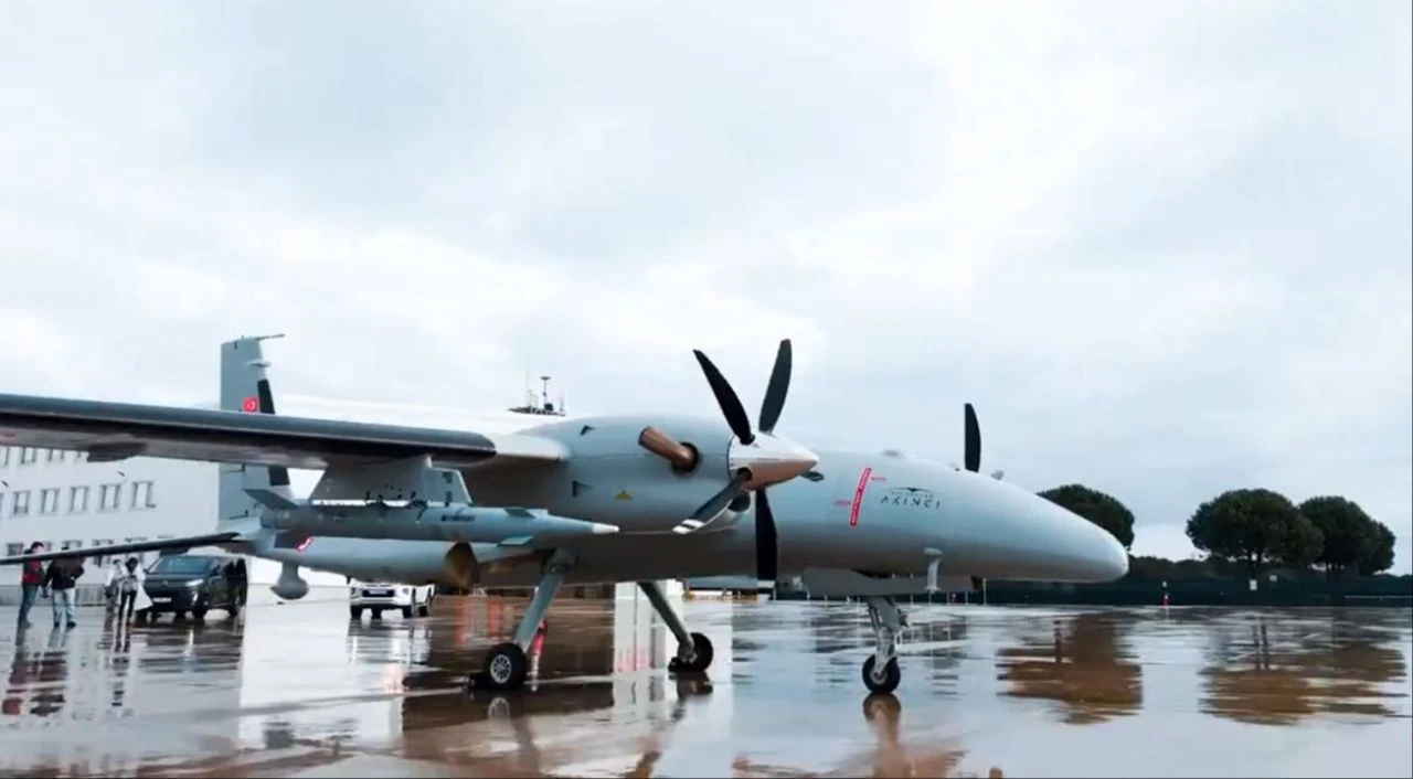 Selçuk Bayraktar'dan 'süpersonik' müthiş paylaşım! - 3. Resim