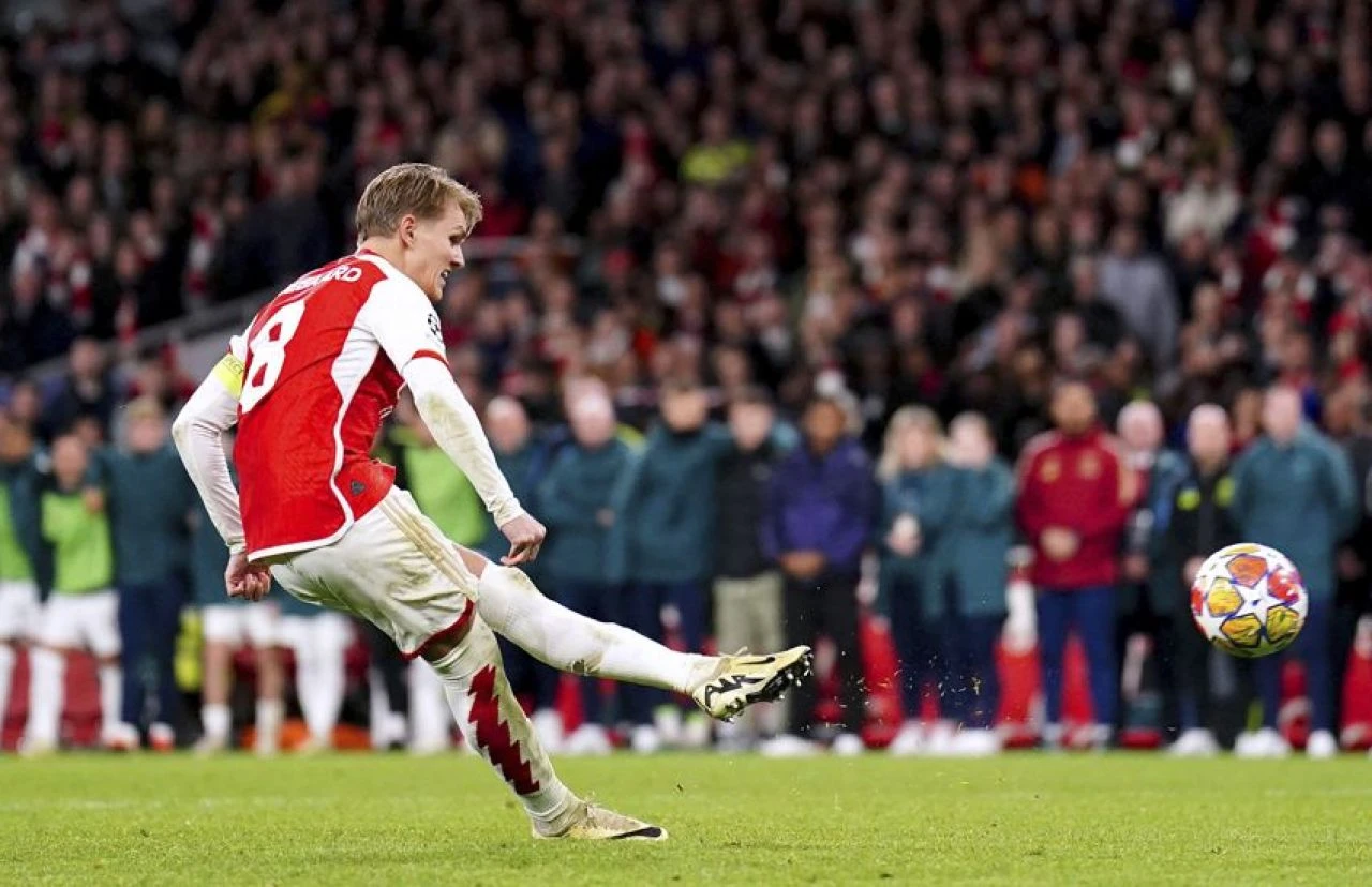 10 yıl önce atılan tweet gerçek oldu! Sosyal medya yıkıldı