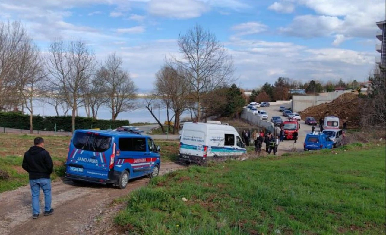 8 gündür kayıptı... Ağaca asılı halde bulundu   - 1. Resim