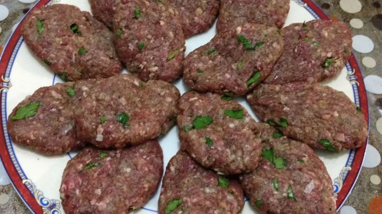 Canan Karatay'dan ömür uzatan köfte tarifi! İftar sofralarının en pratik lezzeti