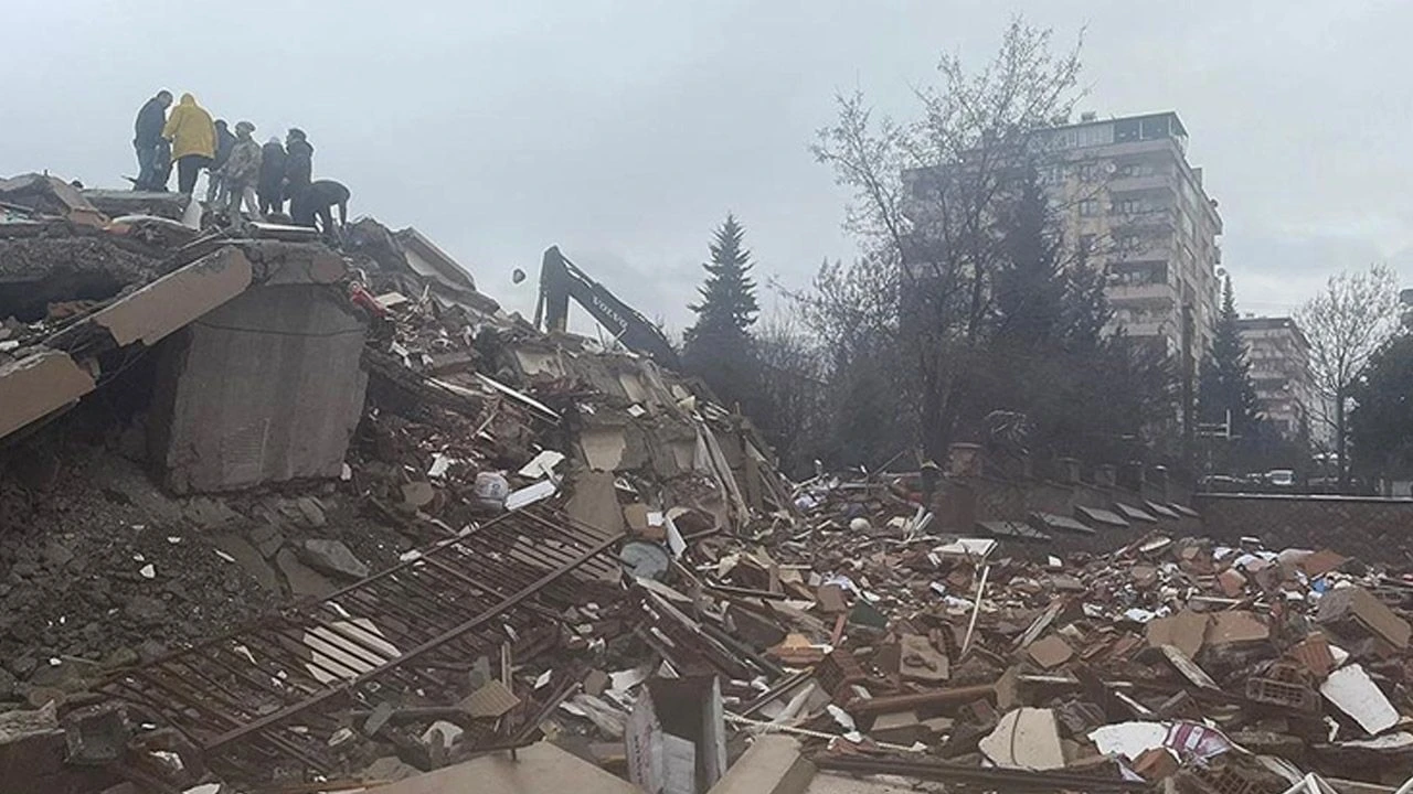 Deprem uzmanından 24 ile korkutan uyarı! "Yüzde 80'i yıkılır"