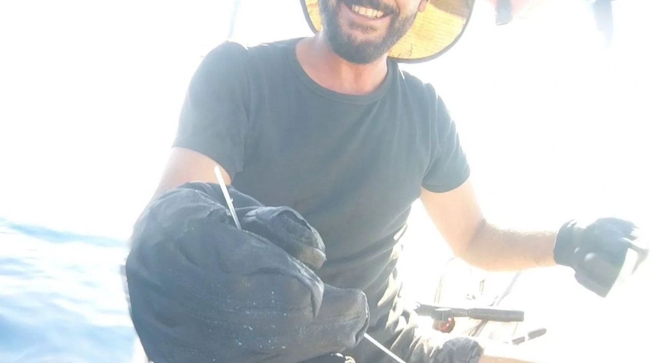 Görünce şaşkına döndü! Amatör balıkçının heyecan dolu dakikaları - 2. Resim