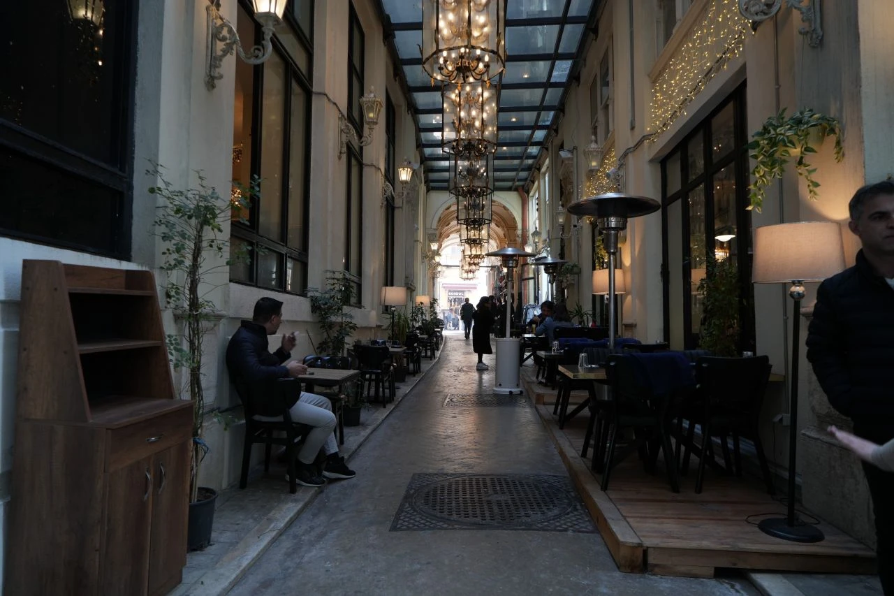 İstiklal Caddesi’nin altında gizemli tünel keşfedildi! 