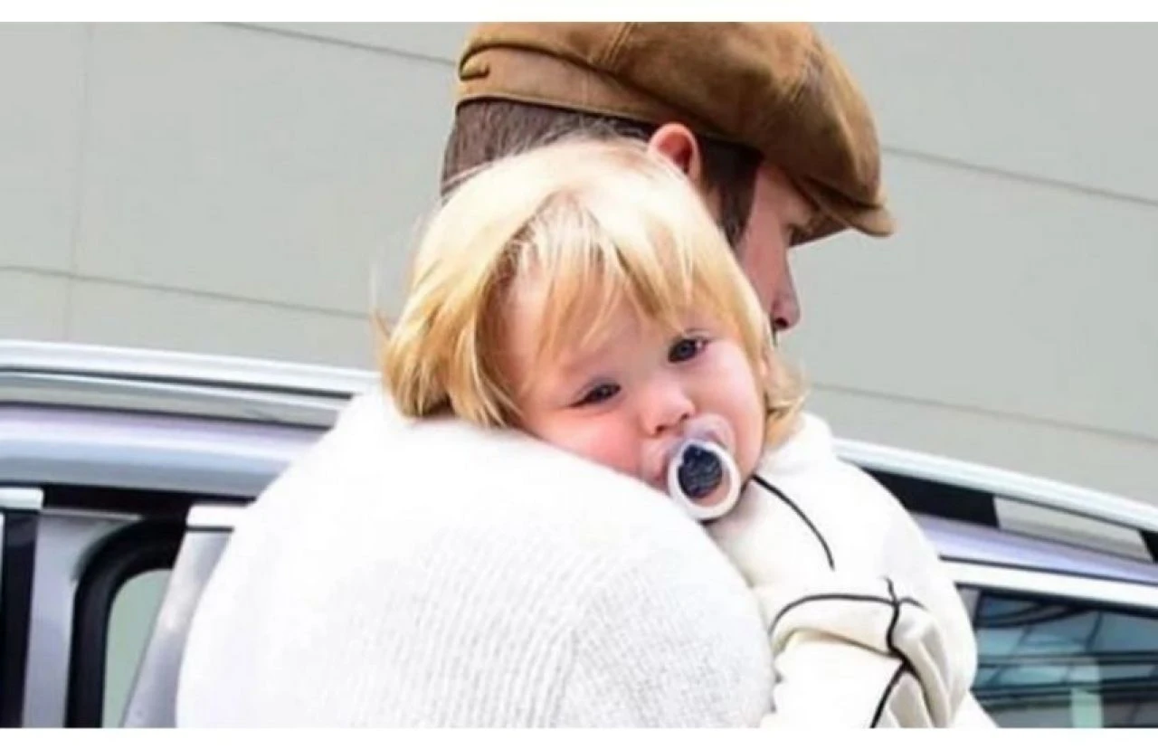 Kıvanç Tatlıtuğ bir kez daha övgüleri topladı! Nezaketine yorum yağdı - 2. Resim