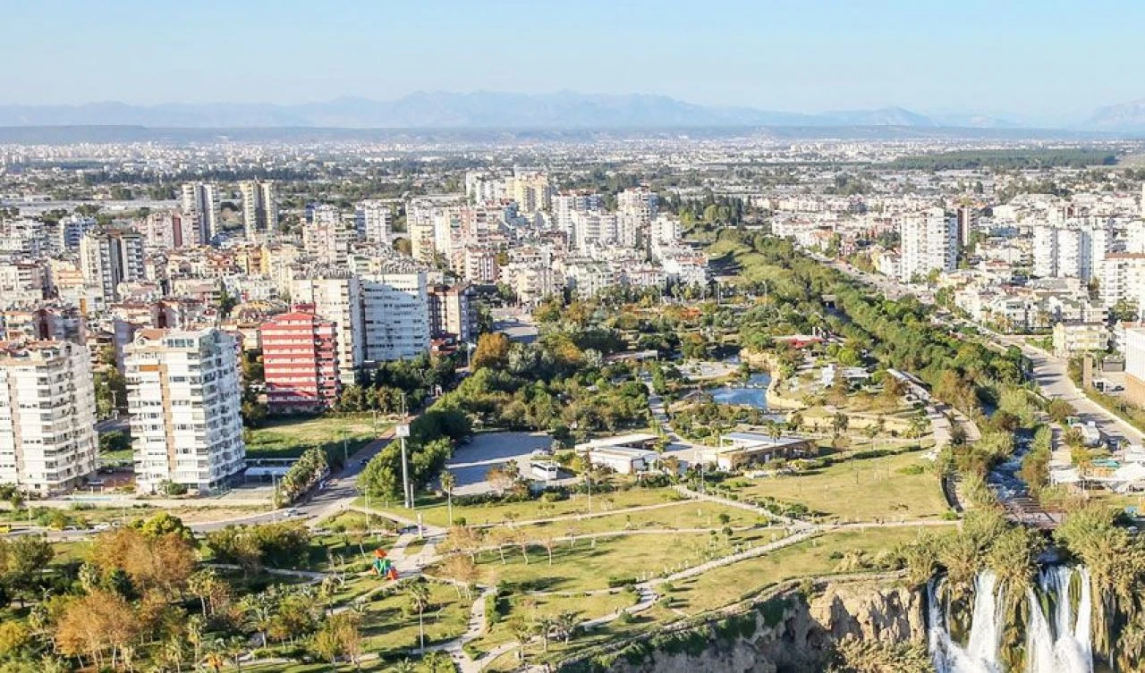 Türkiye'de konut yabancıya da pahalı geldi, satışlar 33 ayın dibinde - 2. Resim