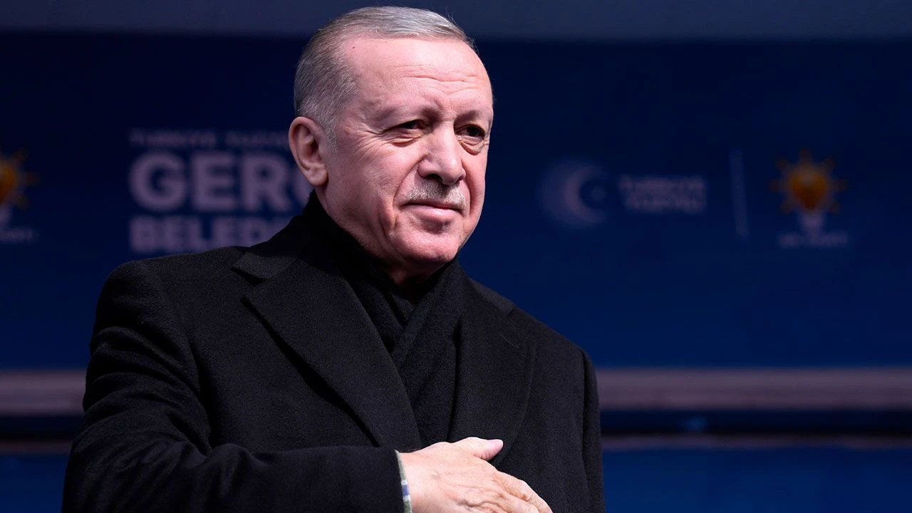 Cumhurbaşkanı Erdoğan'dan CHP'deki 'para sayma' görüntülerine ilk tepki: Bu oyun iyice kirlendi - 1. Resim