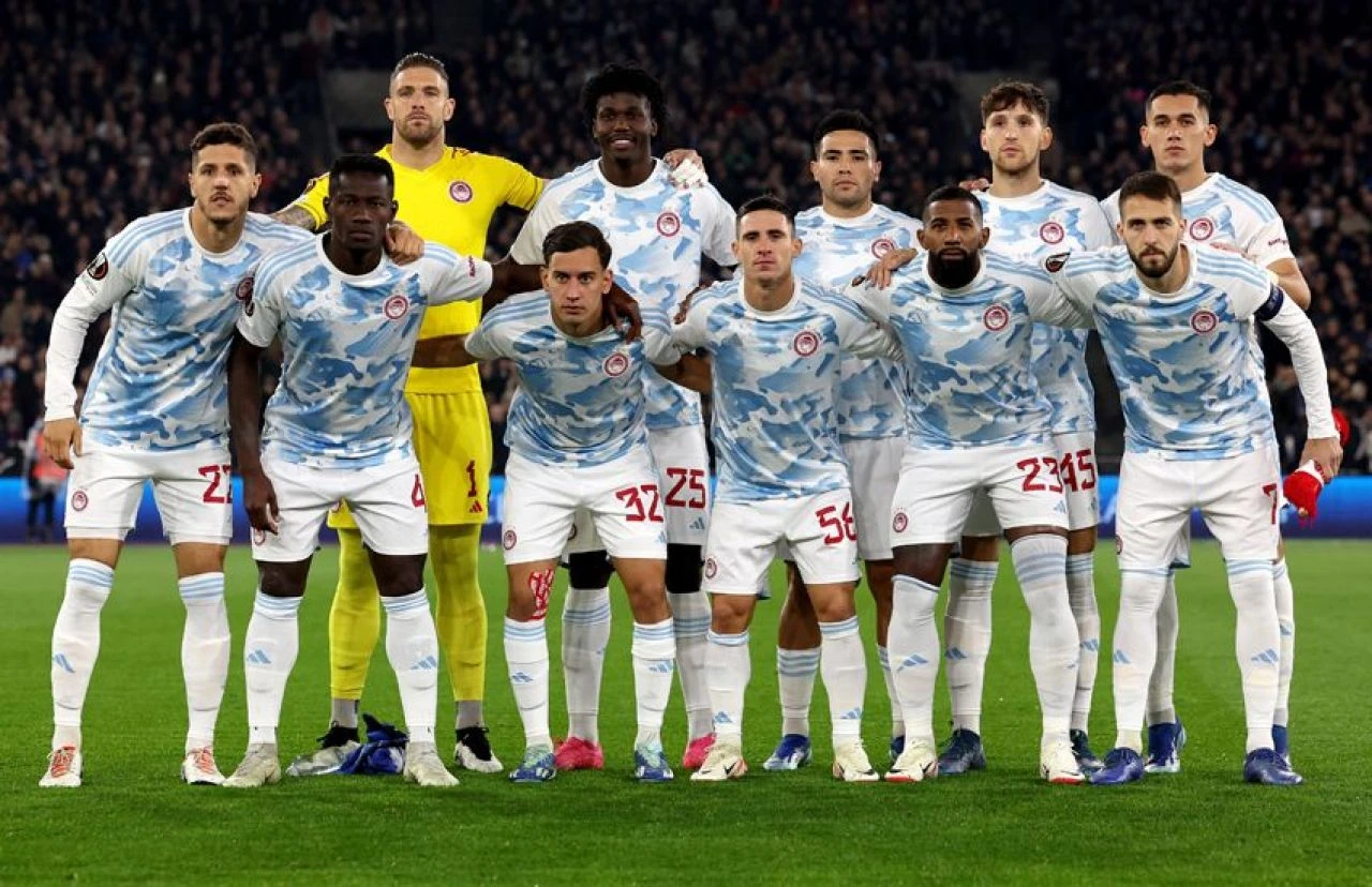 Fenerbahçe'nin rakibi Olympiakos'un lig maçı ertelendi! Gözler TFF'ye çevrildi