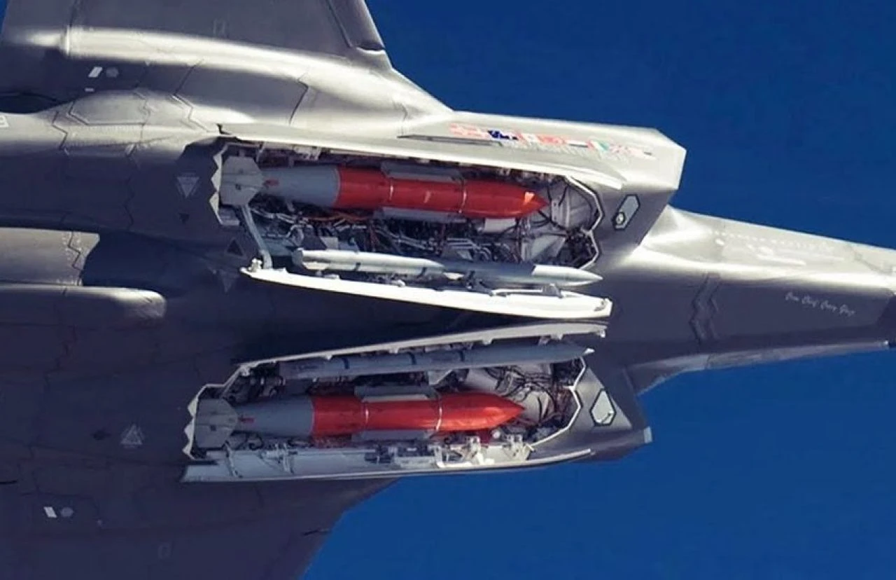 'Nükleer' F-35'lere karşı 'meteor' silahı! Rusya artık gizlemiyor, taktiğini gösteriyor - 2. Resim
