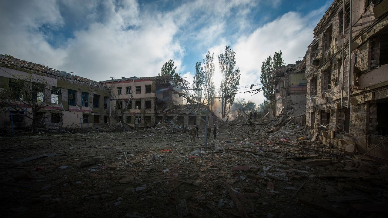 Rusya, Odessa&#039;ya füze saldırısı gerçekleştirdi! Çok sayıda ölü ve yaralı var