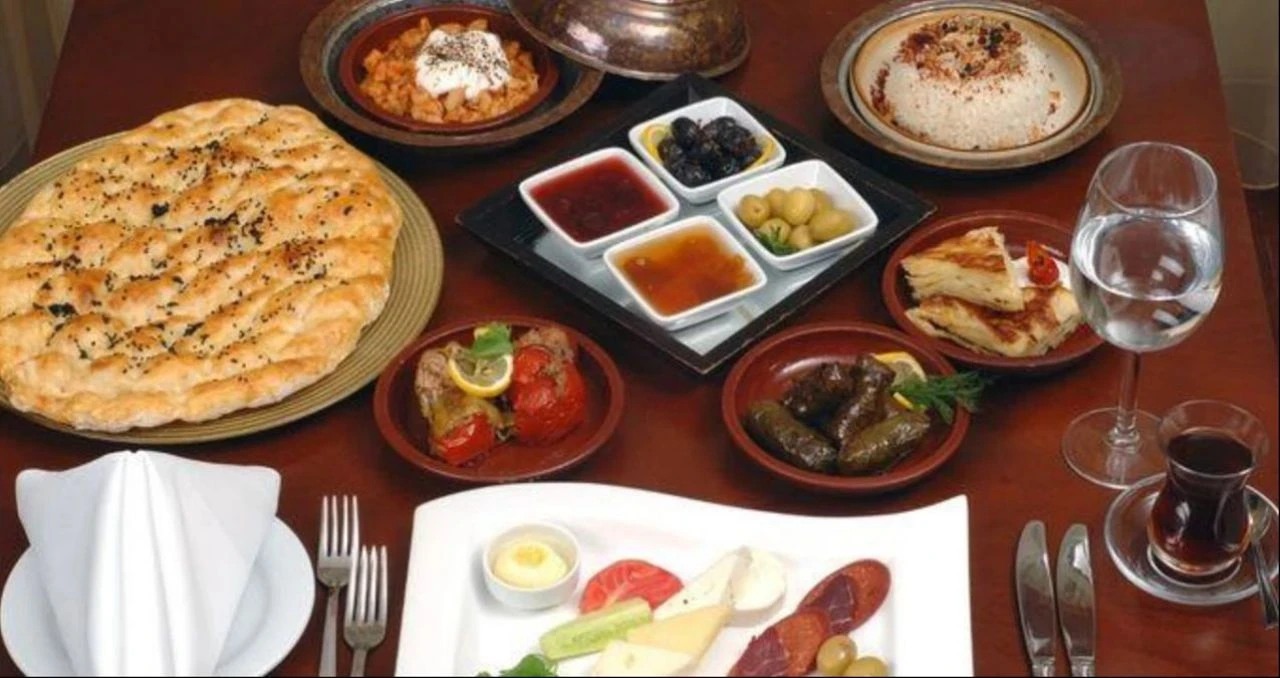 Sahurdan hemen sonra uyuyorsanız dikkat! Uzman isim uyardı