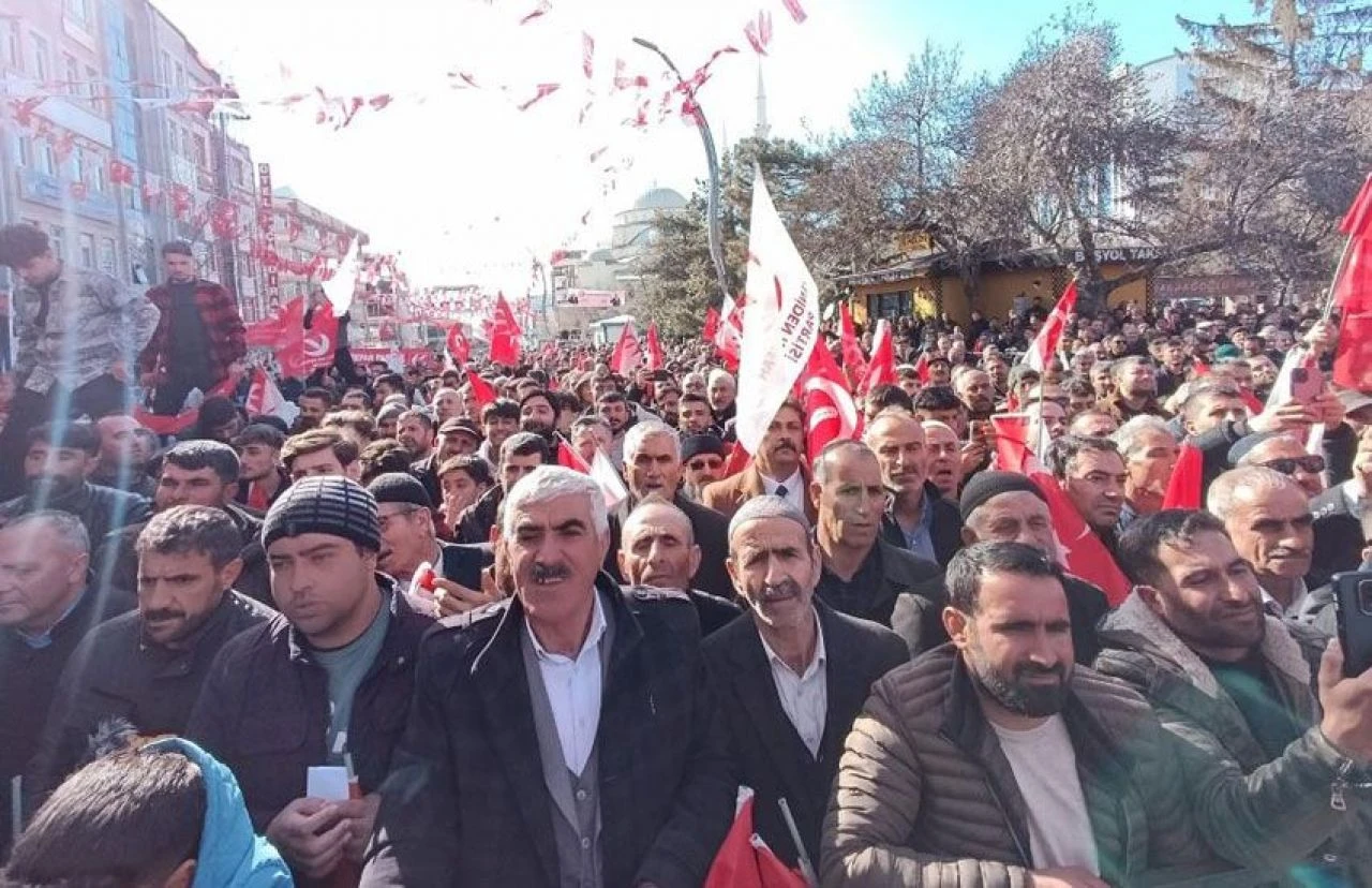 Erbakan'dan istihdam vurgusu: Milli görüş mayasıyla çare olacağız