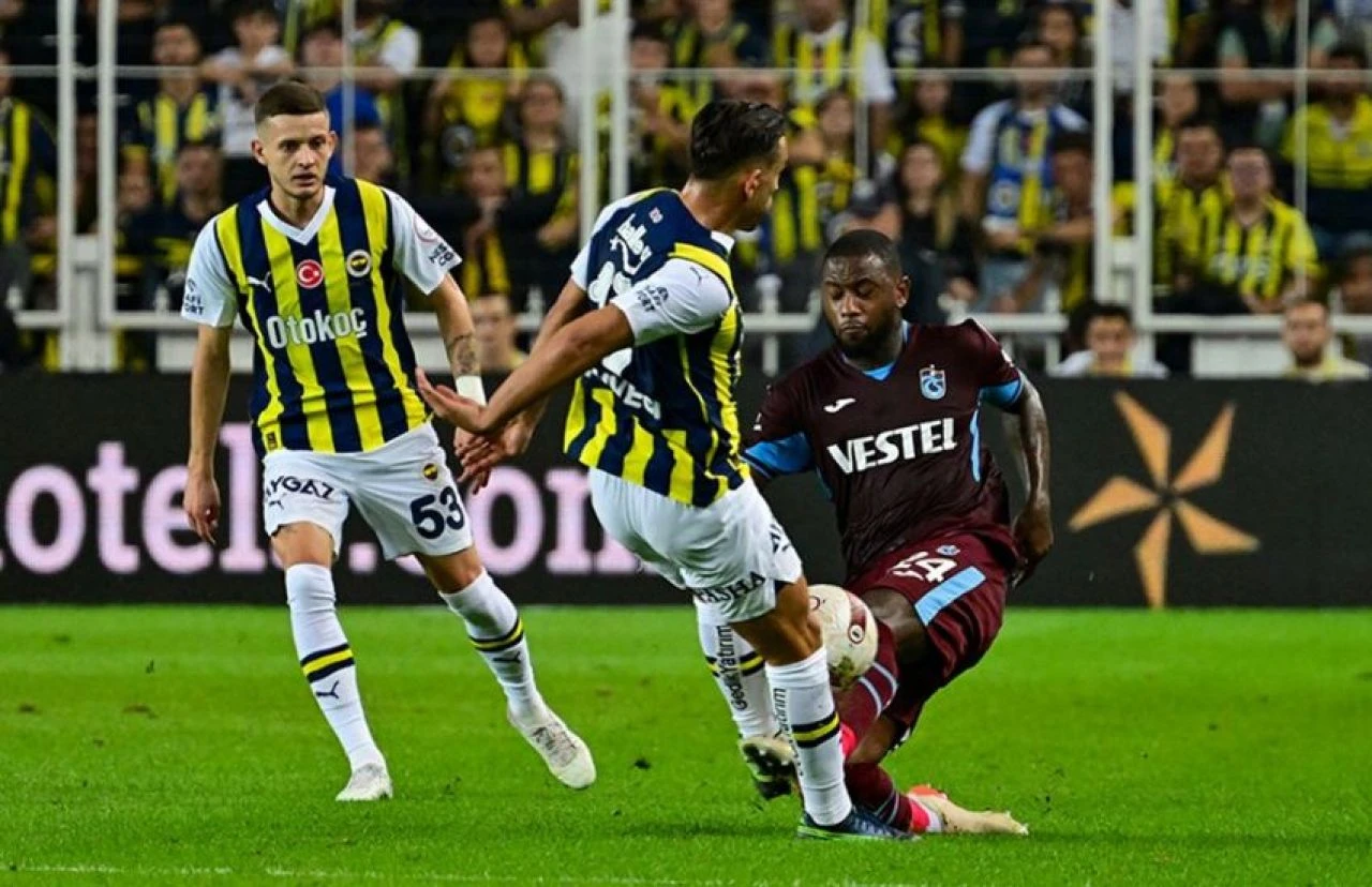 Fenerbahçe zorlu Trabzonspor deplasmanında! İşte Muhtemel 11'ler
