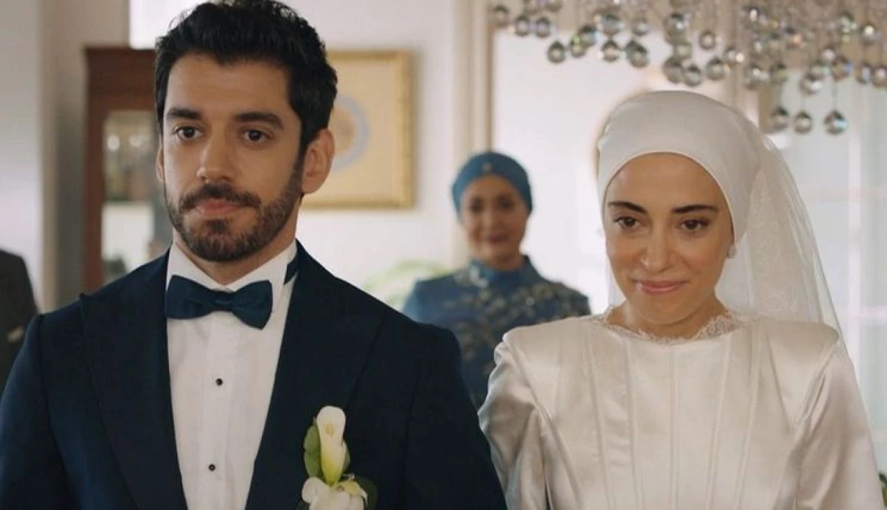 Kızılcık Şerbeti Nursema ve Umut diziden ayrılıyor mu? - 1. Resim