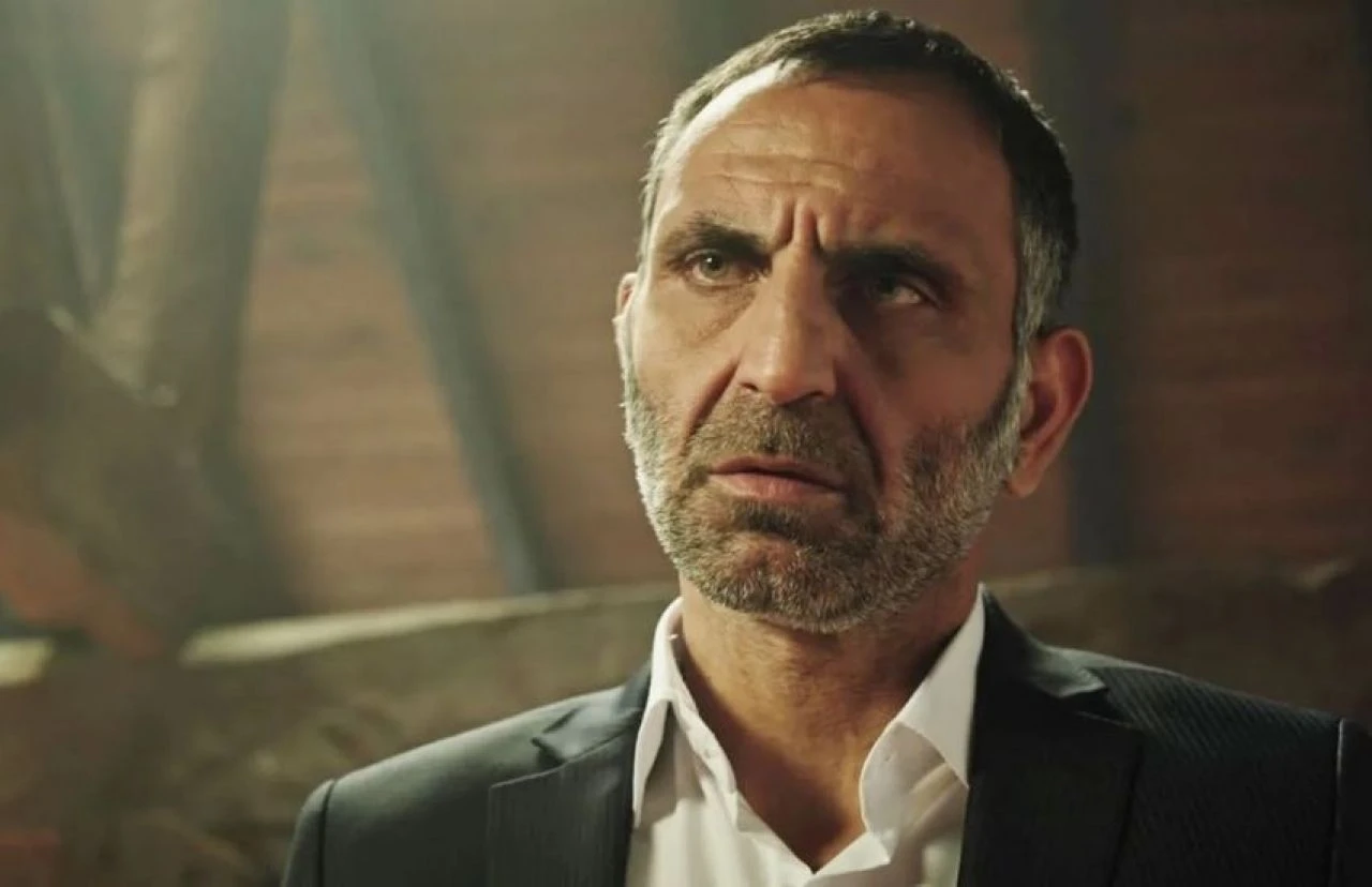 Kurtlar Vadisi'nin Memati'si duygulandırdı! Yıllar sonra aynı şarkıyı seslendirdi