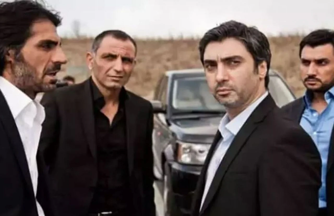 Kurtlar Vadisi'nin Memati'si duygulandırdı! Yıllar sonra aynı şarkıyı seslendirdi