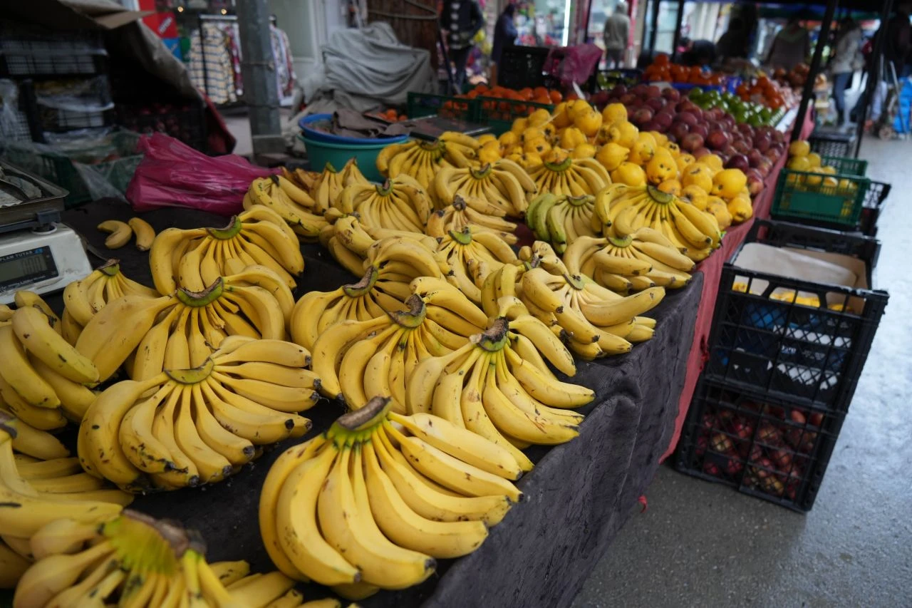 Pazarın en pahalı sebzesi oldu, kilosu 120 liradan satılıyor