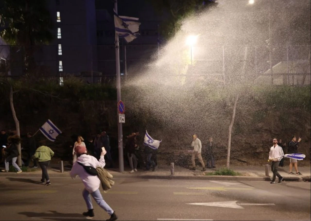 Son dakika: İsrail karıştı! Ortalık savaş alanına döndü - 1. Resim