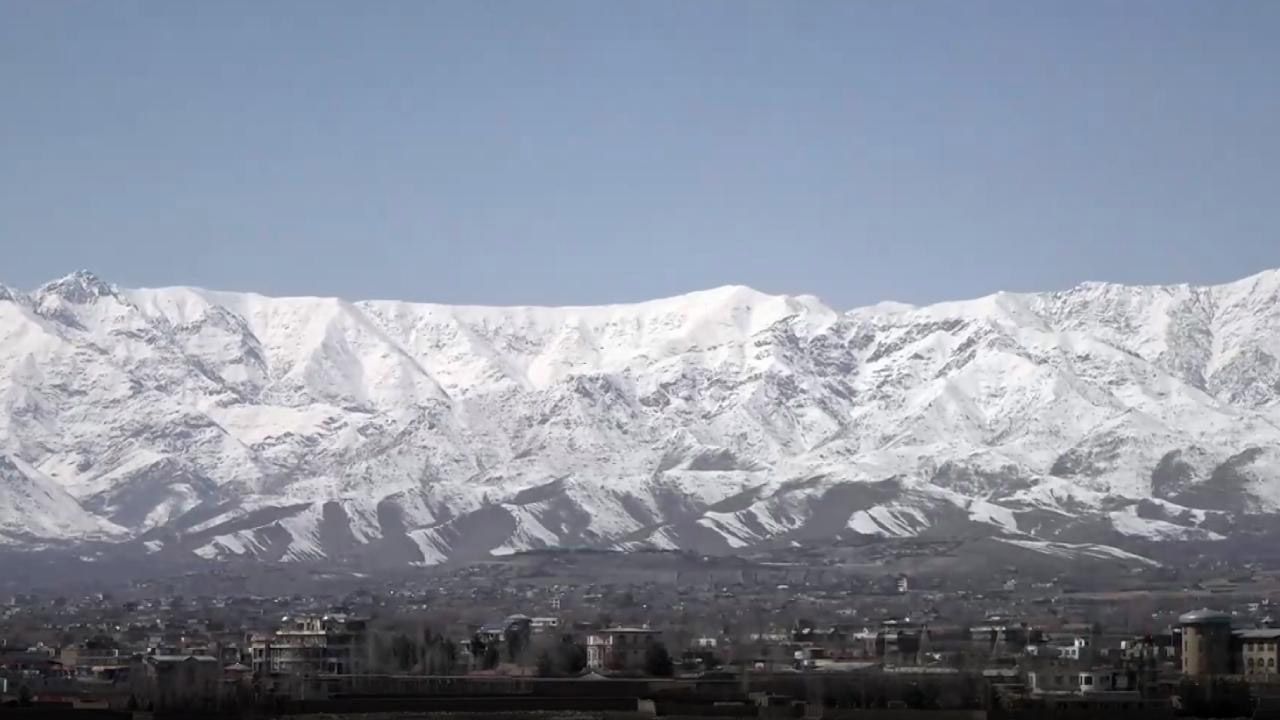 Afganistan'da dondurucu hava nedeniyle 60 kişi hayatını kaybetti