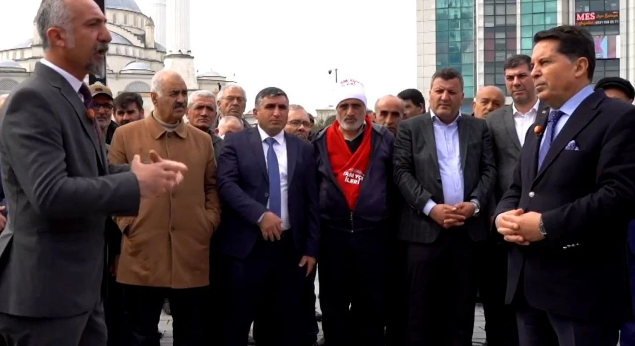 CHP ve DEM Parti ortak adayı Ahmet Özer'den dikkat çeken 'ayrılık' teklifii - 1. Resim