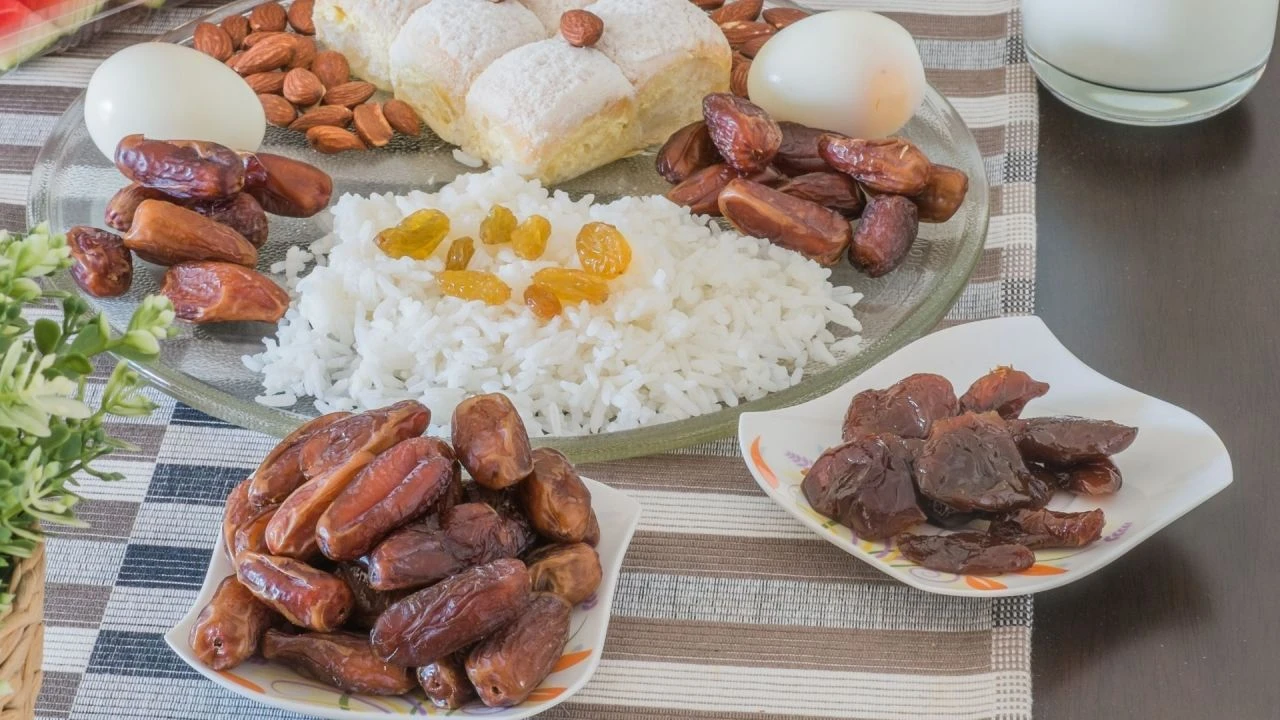 İftarda en sık yapılan hatalar! Çorbadan hemen sonra yemek yiyenler eyvah - 2. Resim
