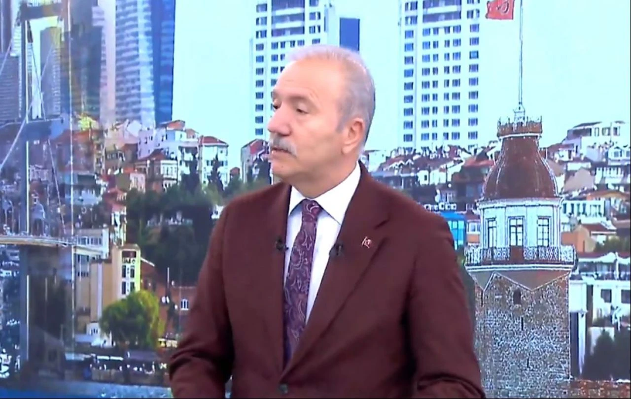 AK Parti Küçükçekmece Belediye Başkan Adayı Aziz Yeniay'dan deprem uyarısı: 400 bin kişi riski altında - 3. Resim