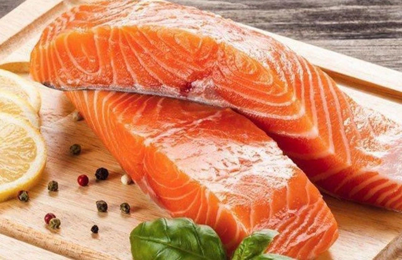 Balıkçıların yüzü Ramazan’da gülüyor: 3 kişiyi doyuruyor, kilosu 100 lira! - 1. Resim