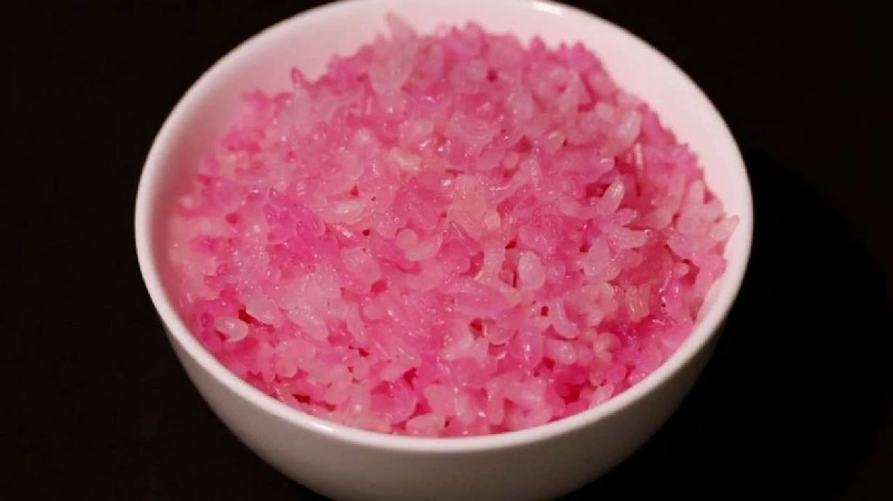 Bilim insanlarından ucuz et bulamayana geleceğin proteini: Yapay etli pirinç