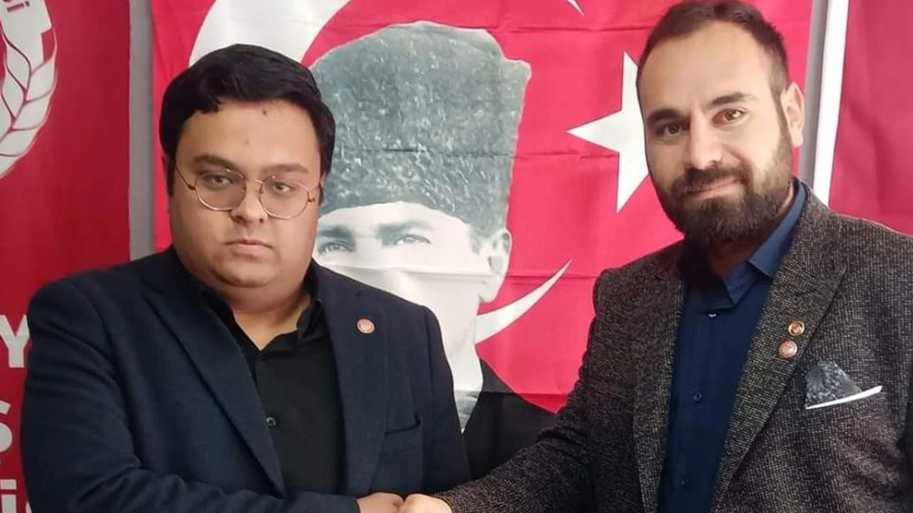 CHP'de istifa karmaşası: Haberi olmadan yeniden üye yapıldı, yine istifa etti - 1. Resim