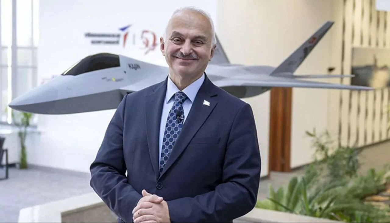 Kotil'den dikkat çeken sözler: KAAN 2028'de yerli motorla uçmazsa başımız belaya girer - 6. Resim