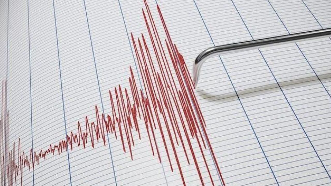 Son dakika! Akdeniz&#039;de kıyı şeridinde ürküten deprem