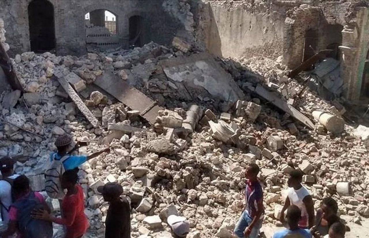 Haiti kan çete savaşları sürüyor: 10 ölü daha... Sokaklardan korkunç görüntüler - 3. Resim