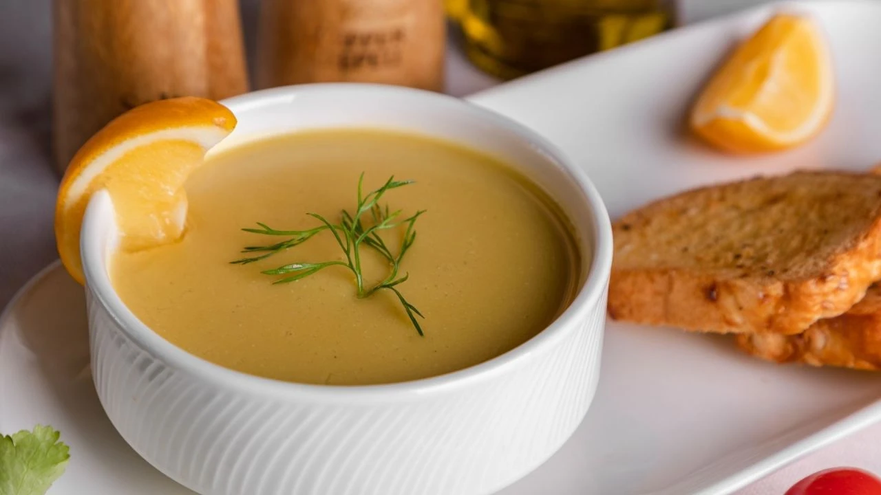 Hastayı ayağa kaldırıyor! Aidin Salih'ten iftara şifa deposu telbine çorbası - 2. Resim