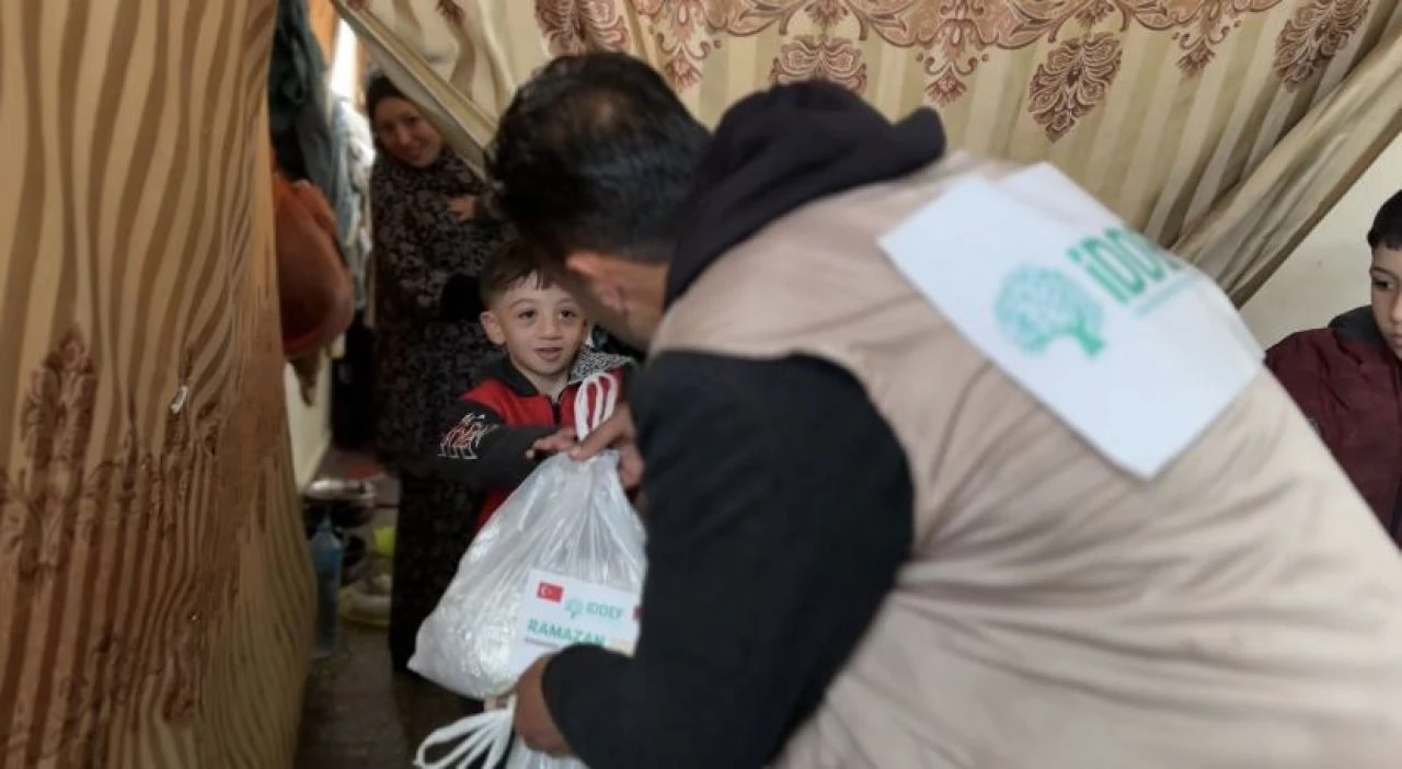 İDDEF, Ramazan'da da Gazze'nin yaralarını sarıyor