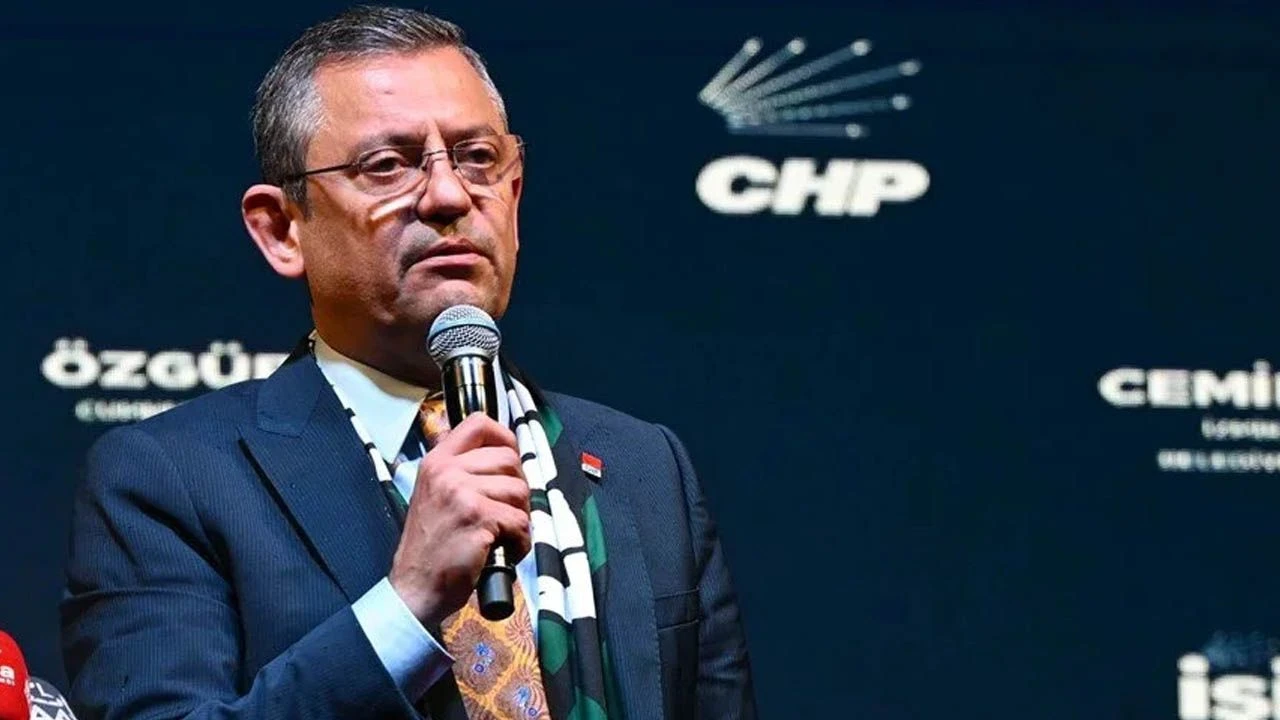 AK Parti'den Özgür Özel'in 'darbe' açıklamasına tepki: Tam bir akıl tutulmasıdır