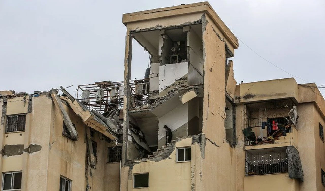 Son dakika! İsrail Refah'a saldırıya geçti! Filistin dünyaya duyurdu - 2. Resim