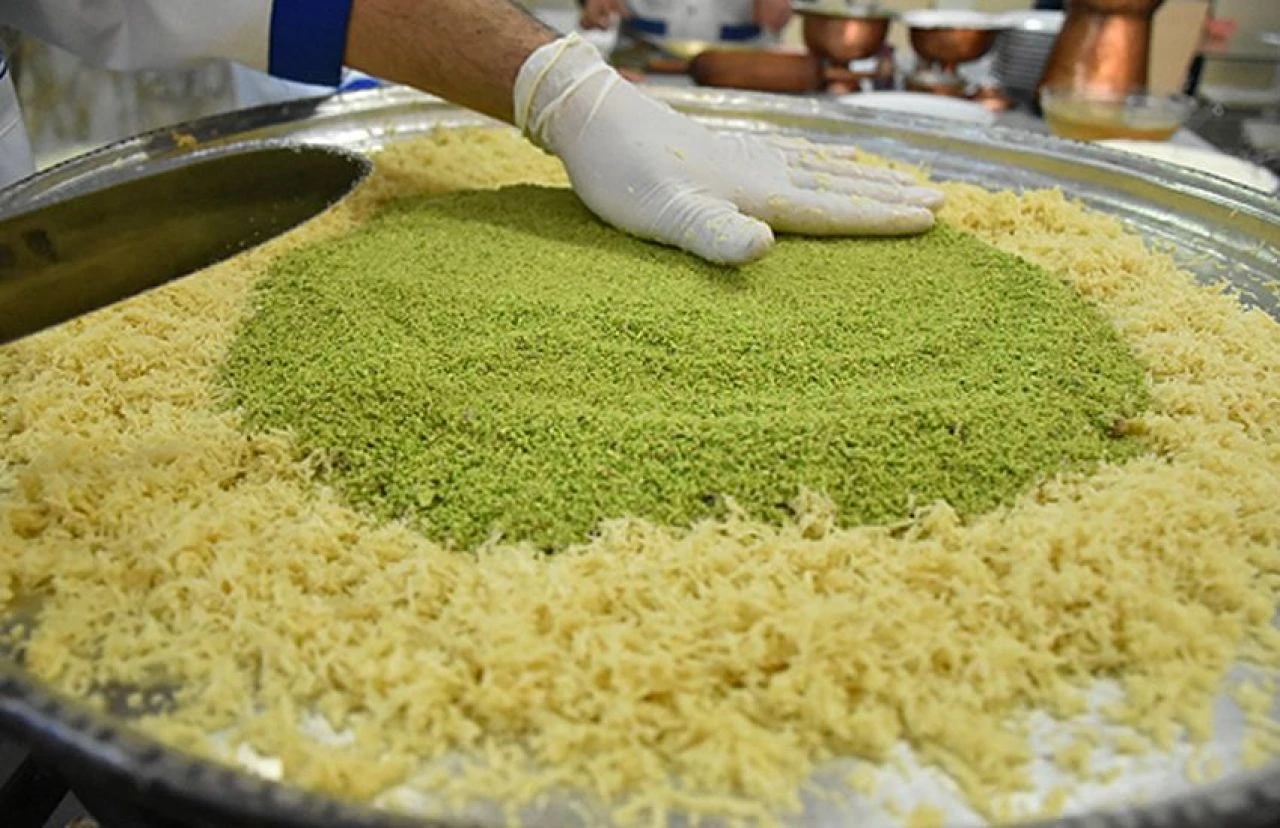 Yiyenin tutkunu olduğu Kilis tatlısı: Cennet çamuru... İşte tarifi ve hikayesi