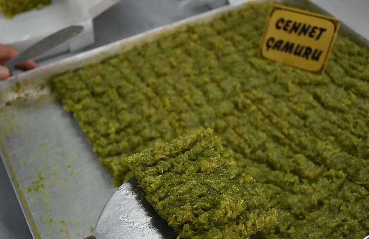Yiyenin tutkunu olduğu Kilis tatlısı: Cennet çamuru... İşte tarifi ve hikayesi
