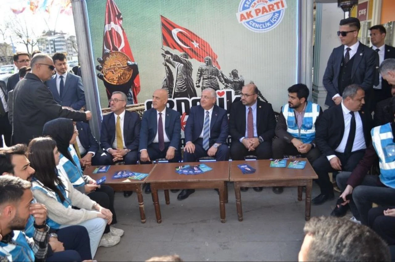 Bakan Yaşar Güler 'bu sevindirici bir şey' dedi ve bombayı patlattı